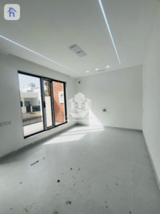 Square House Image 6