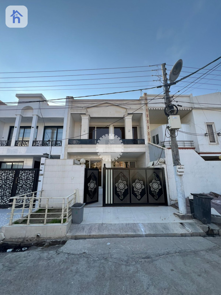 منزل طابقین