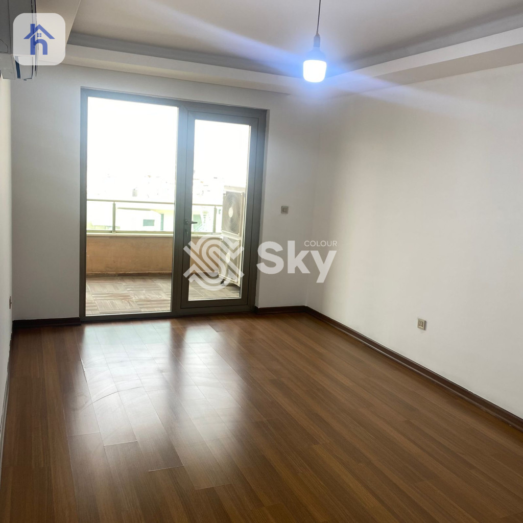 Apartmentin park view for Rent