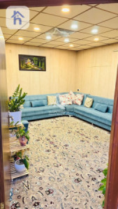 Three Floor House Image 3