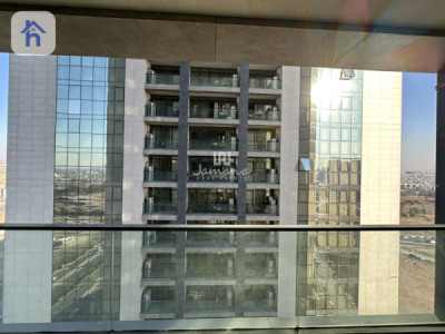 Modern 1 Bedroom Apartment in Sky Towers Resim 5