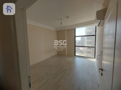 Modern apartment with spacious living areas image 2