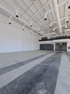 Corner Showroom image 8