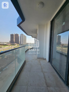 Spacious 3 Bed Apartment with Stunning Views Image 15