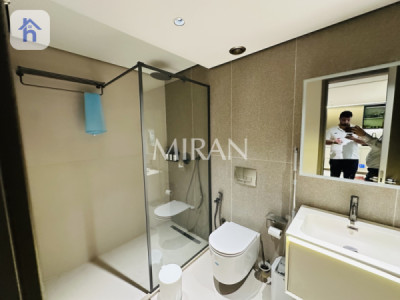 Luxury Apartment image 4