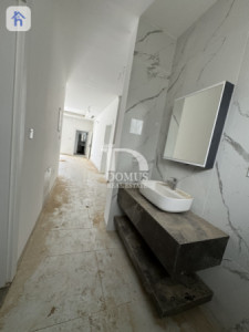 Modern 4-Bedroom Apartment for Rent Resim 19