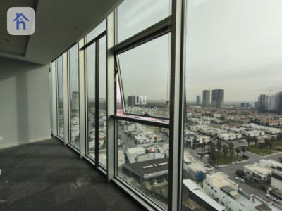 Modern office in Empire Business Towers image 7