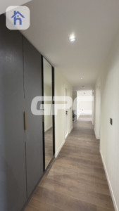 Modern Apartment Resim 8