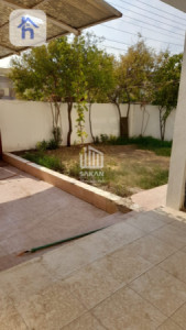 Spacious Family Home with 4 Bedrooms Image 5