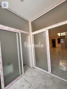 One Floor House image 3