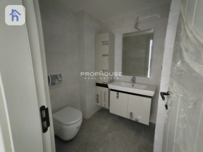 Stylish 1-Bedroom Apartment for Sale Image 6