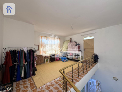 One Floor House image 9