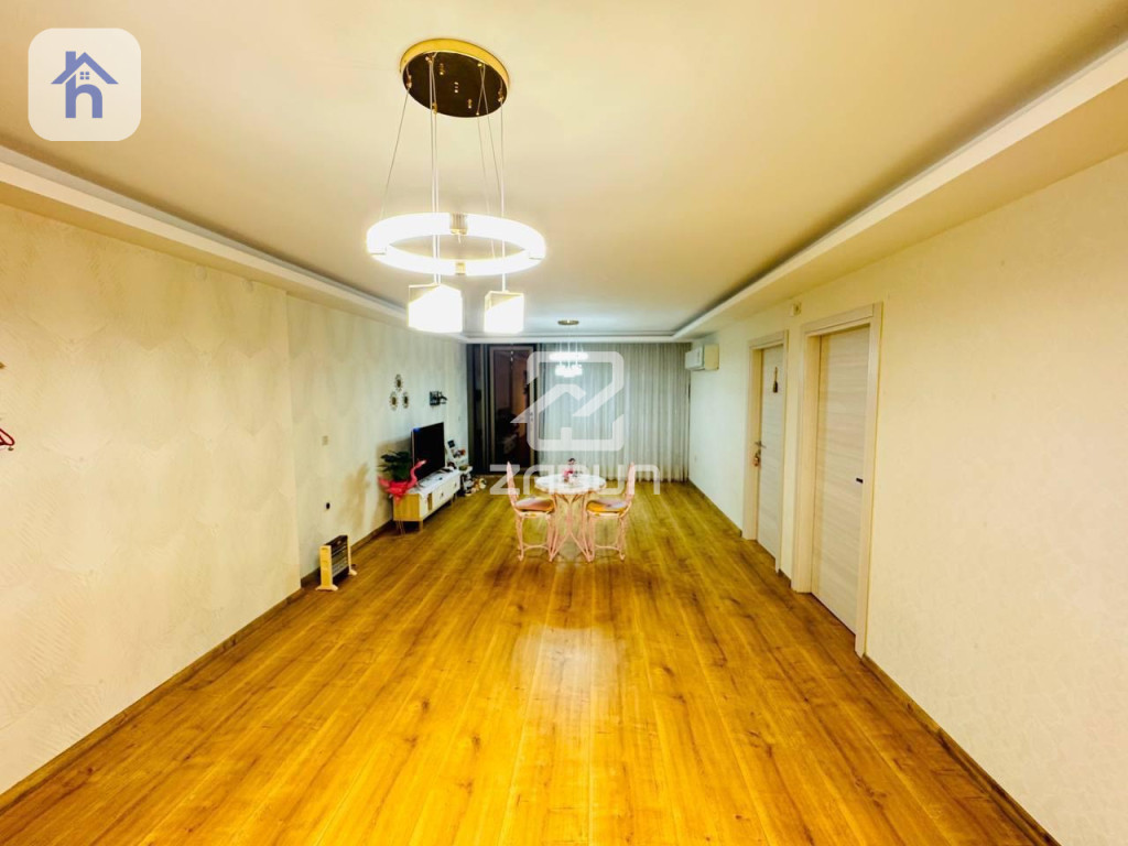 Modern Apartment with 1 Bedroom