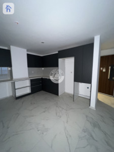 Luxurious 3-bedroom apartment with great views Image 3