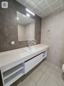 شقة حديثة بغرفة نوم واحدة للإيجار صورة 5