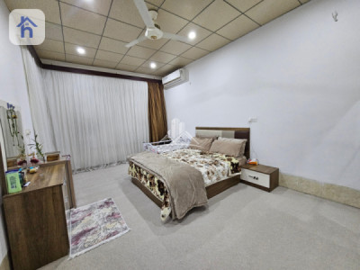Spacious Family Home in Erbil Image 13
