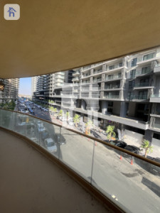 Spacious apartment in Roya Tower Image 10