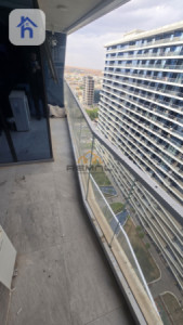Modern Apartment image 3