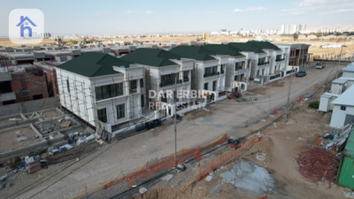Modern 2-bedroom apartment image 5