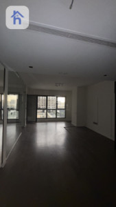 Studio Apartment image 2