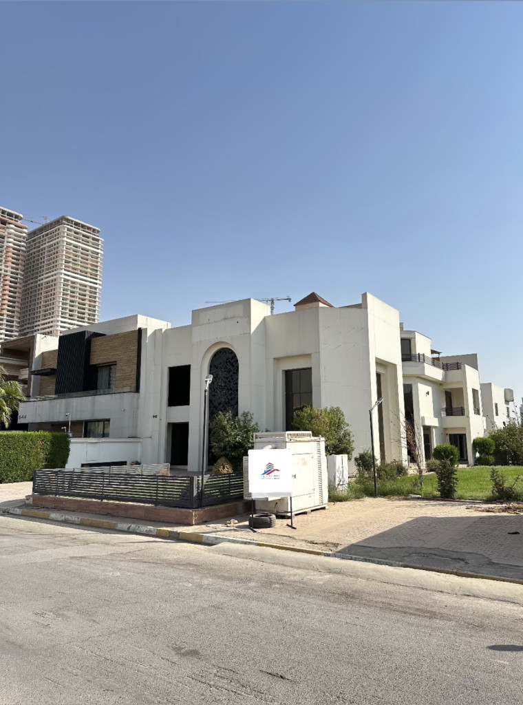 Luxurious house with generous space