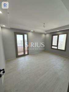 Charming Apartment Image 6