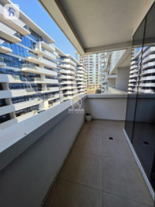 Modern Apartment image 8
