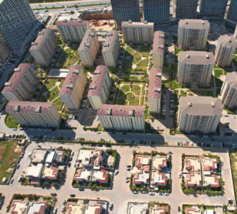 Luxurious Apartment in Prime Location image 4