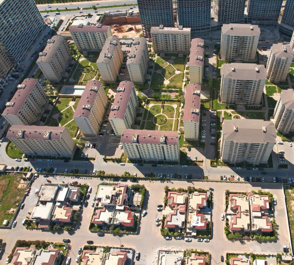 Luxurious Apartment in Prime Location Image 4