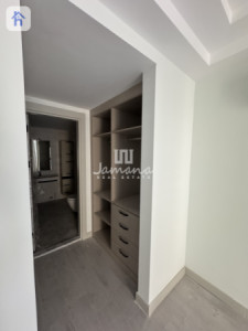 Modern apartment with stunning views Resim 6