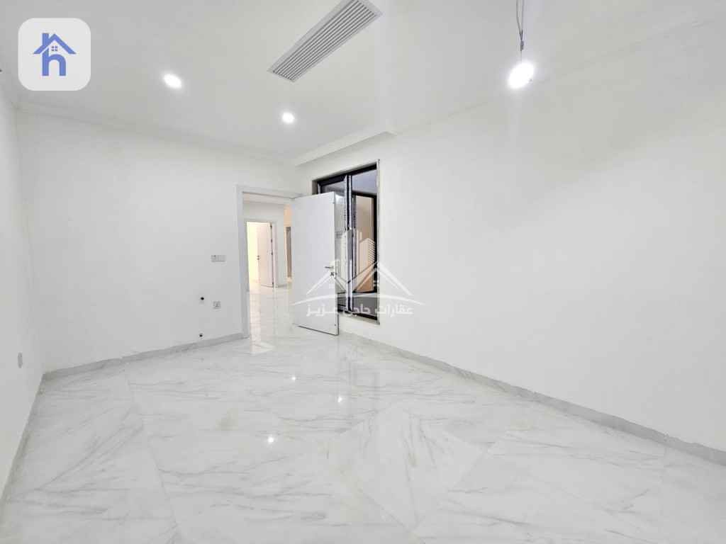 Two Floor House Image 16