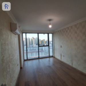 Spacious Apartment with Stunning Views image 7