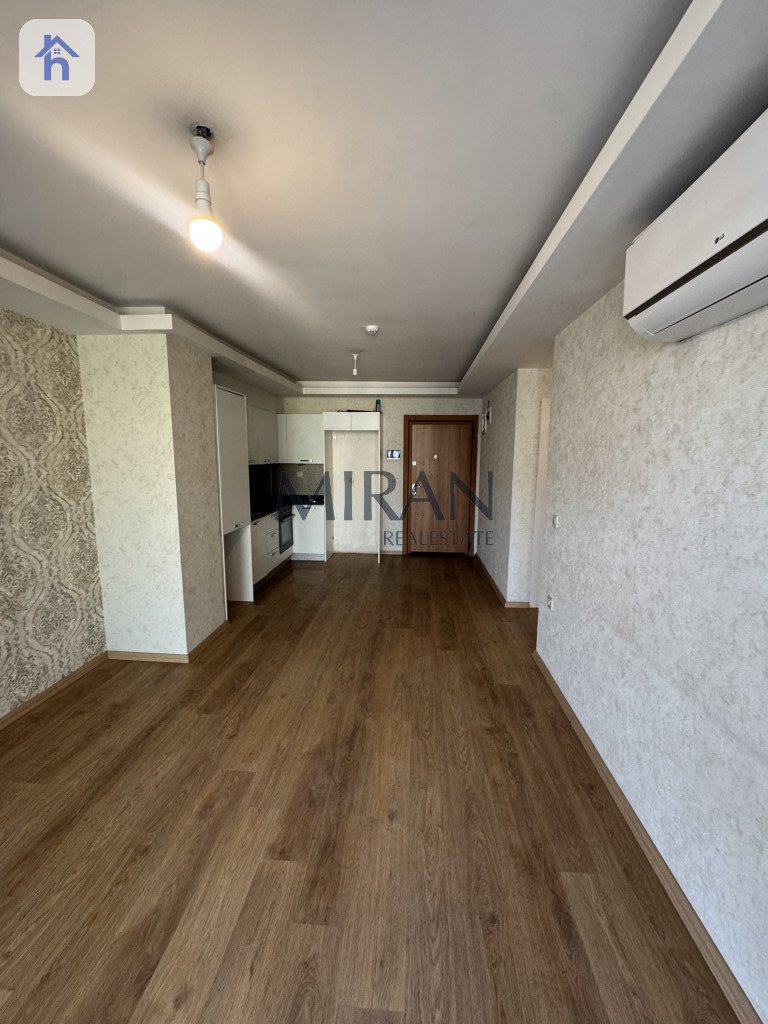 Elegant 2-Bedroom Apartment with Views