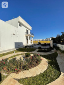 Spacious House in Slava City Resim 4