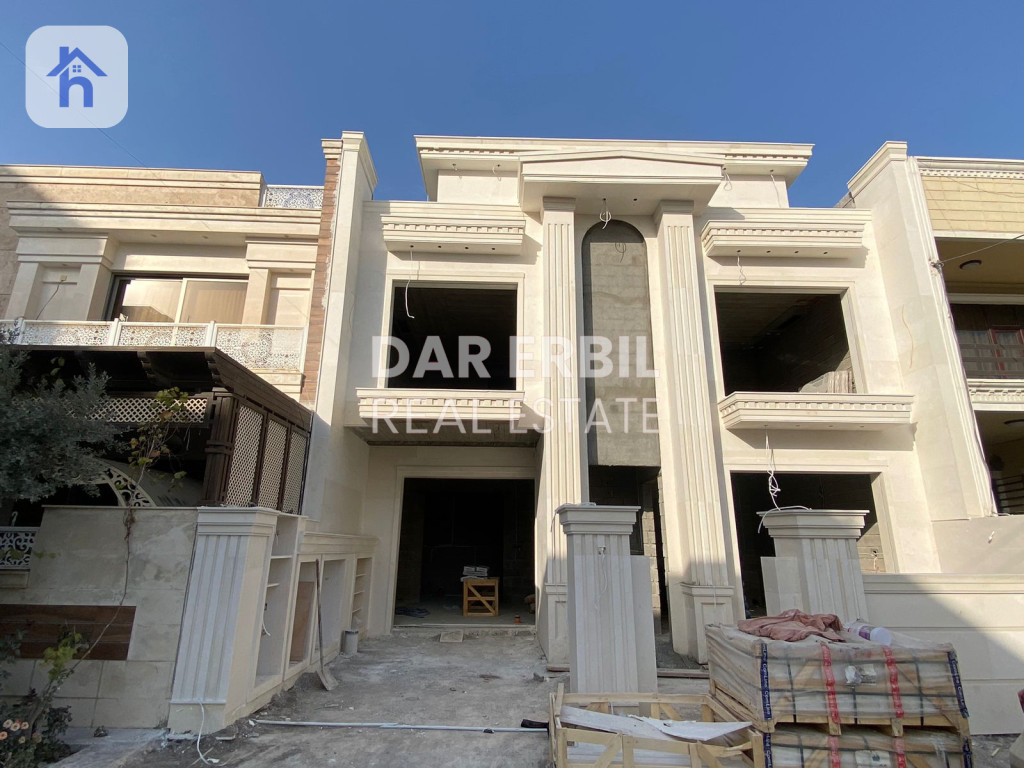 Spacious House With 4 Bedrooms