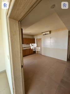 Cozy 3BR Apartment in Erbil image 2