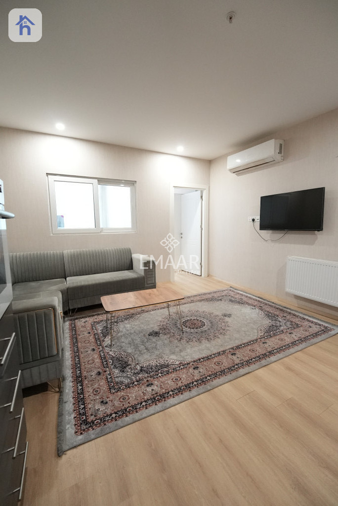 شوقەیەکی ئارام لە وایت تاوەر