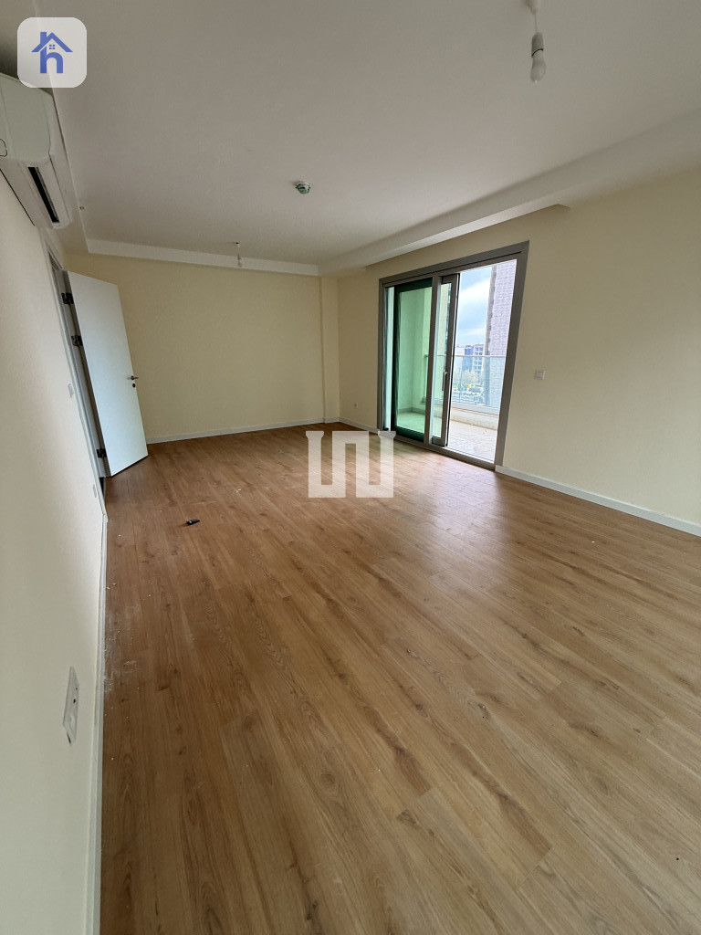 Spacious Apartment with 2 Bedrooms Resim 2