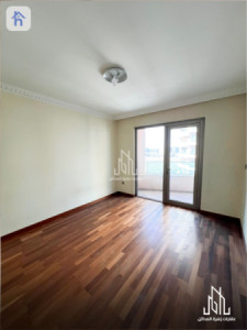 Apartment (240m²) Image 10