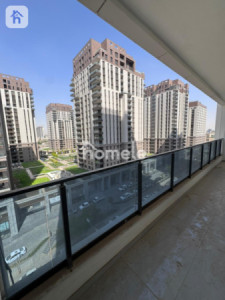 Boulevard view apartment for rent Resim 9