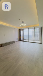 Spacious Apartment in Cavalli Tower Image 3