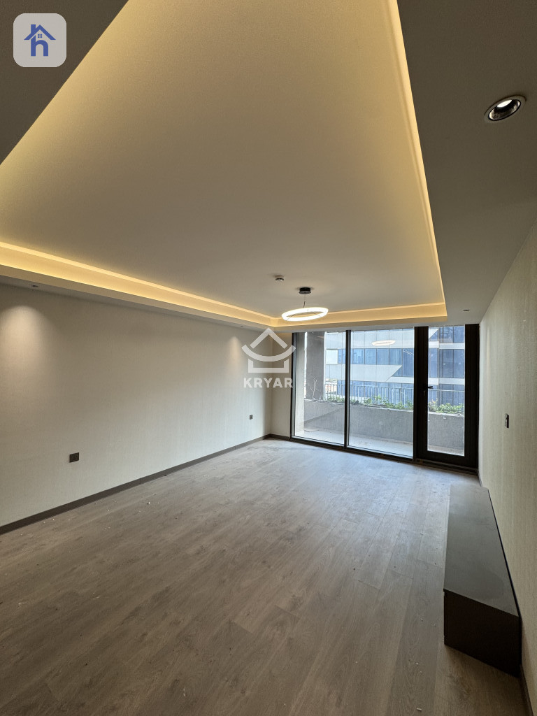 Spacious Apartment in Cavalli Tower Resim 2