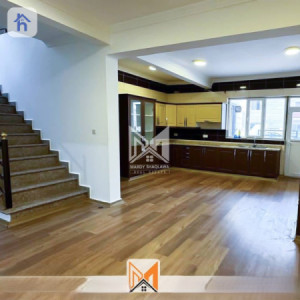 Modern House Image 8