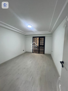 Modern and Spacious 2-Bedroom Apartment image 5