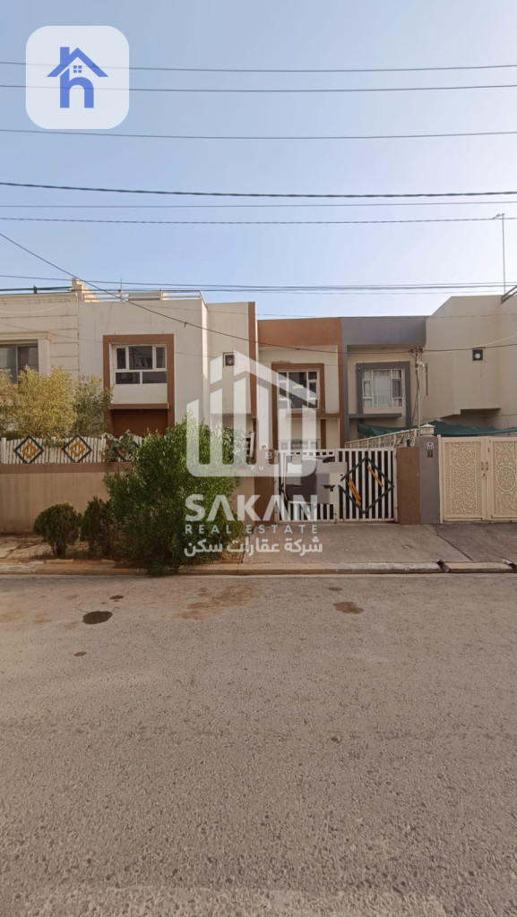 منزل طابقین