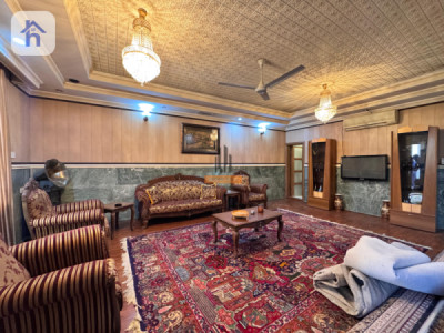 Three floor house for sale Image 4