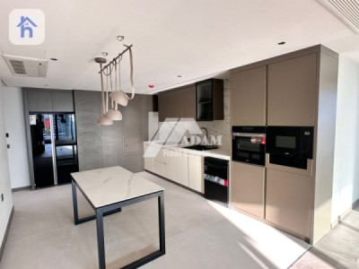 Apartment in Cash Image 7