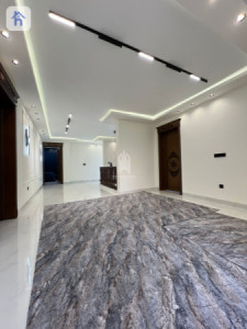 Modern House in Ganjan City Image 17