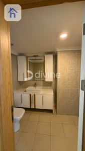 Luxurious Apartment in Roya Tower Image 9