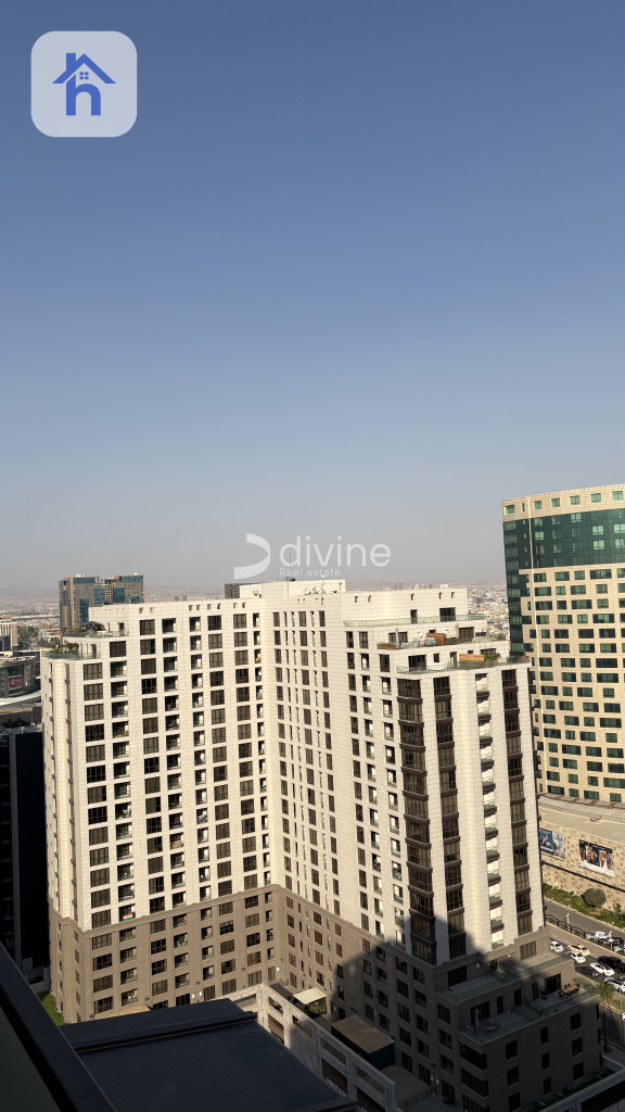Spacious 3-Bedroom Apartment with Stunning View Image 4